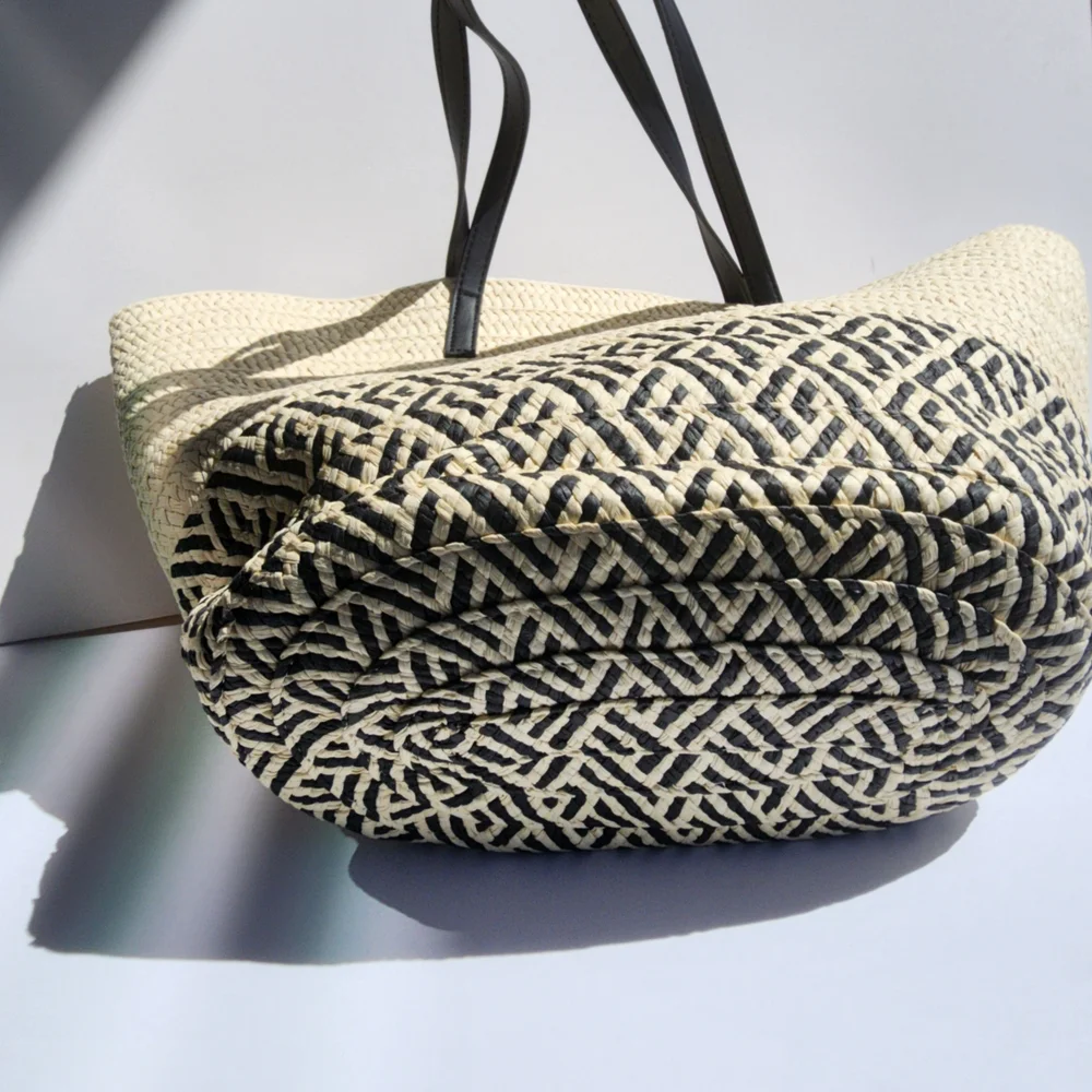 AR New York Woven Women's Large Straw Beach Tote Bag with Black Handles - Picture 9 of 10